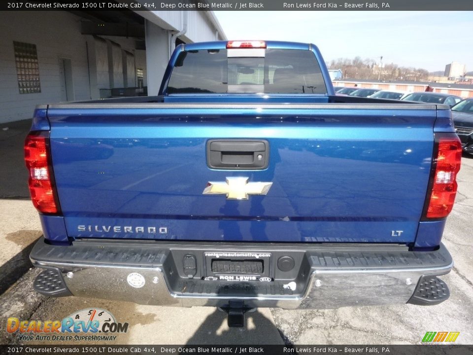 2017 Chevrolet Silverado 1500 LT Double Cab 4x4 Deep Ocean Blue Metallic / Jet Black Photo #4