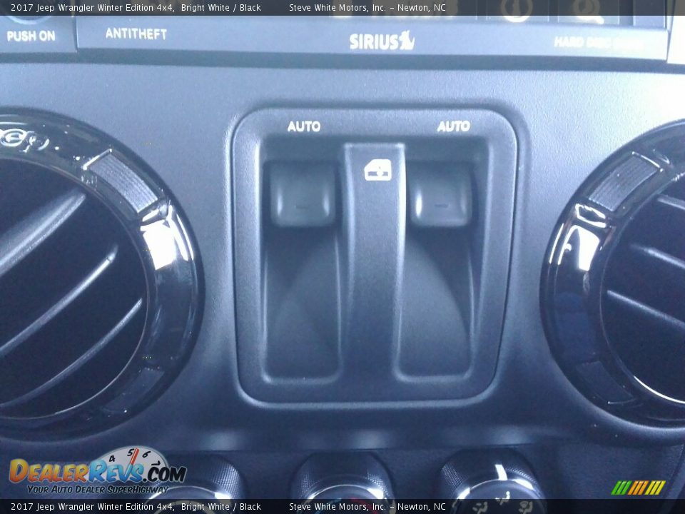 2017 Jeep Wrangler Winter Edition 4x4 Bright White / Black Photo #22