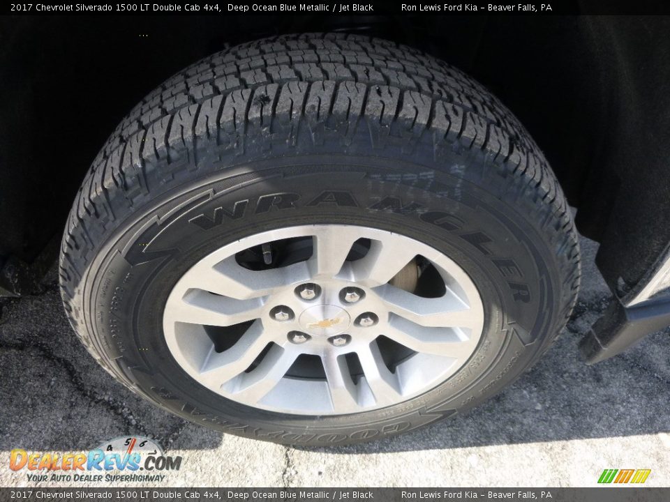 2017 Chevrolet Silverado 1500 LT Double Cab 4x4 Deep Ocean Blue Metallic / Jet Black Photo #10