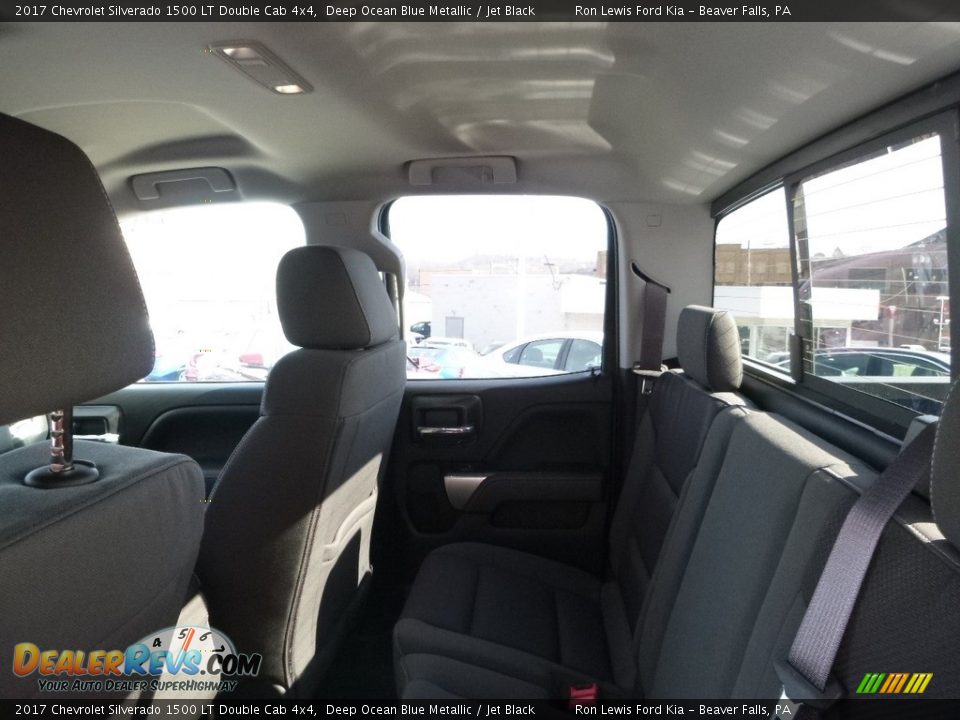 2017 Chevrolet Silverado 1500 LT Double Cab 4x4 Deep Ocean Blue Metallic / Jet Black Photo #12