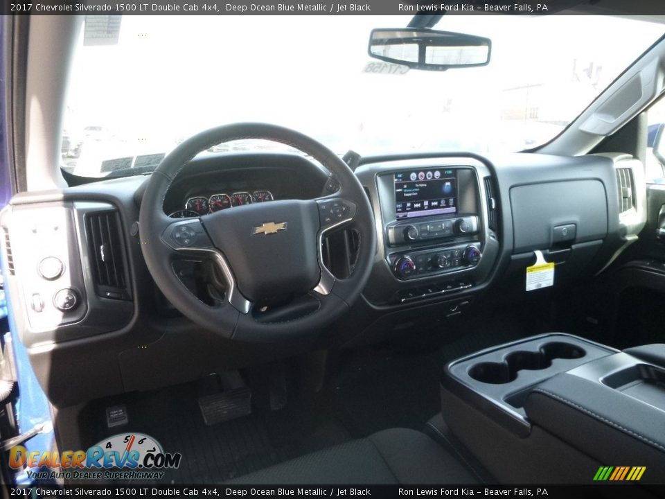 2017 Chevrolet Silverado 1500 LT Double Cab 4x4 Deep Ocean Blue Metallic / Jet Black Photo #13