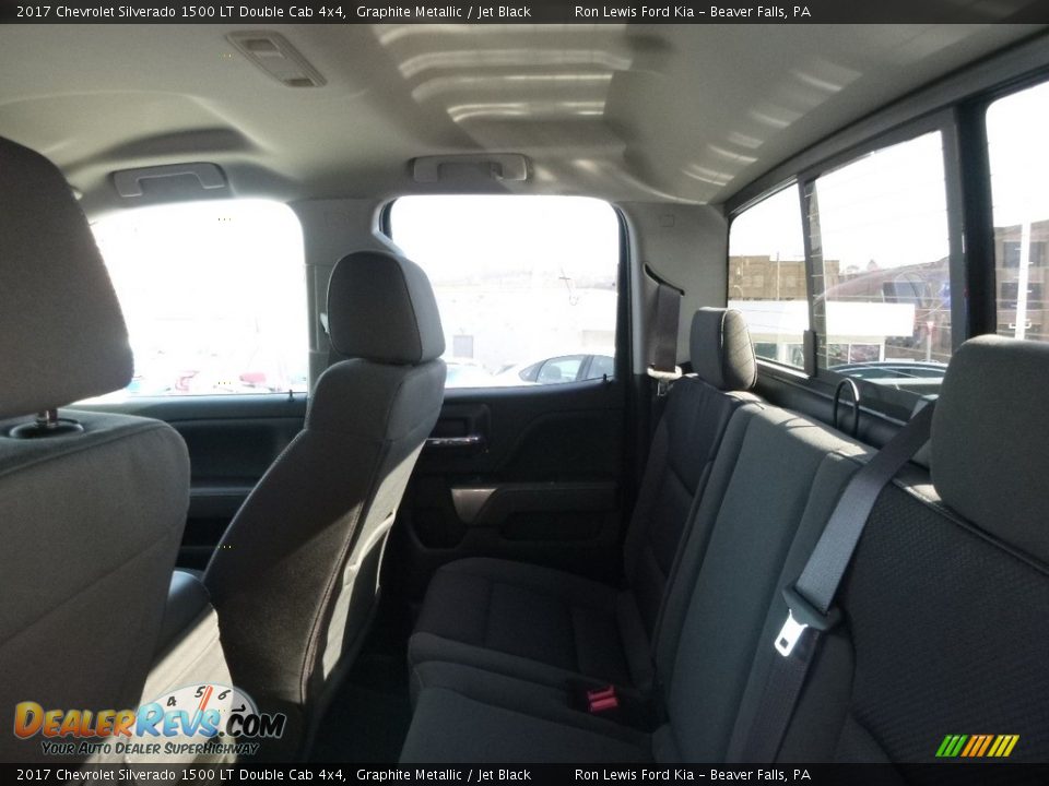 2017 Chevrolet Silverado 1500 LT Double Cab 4x4 Graphite Metallic / Jet Black Photo #12