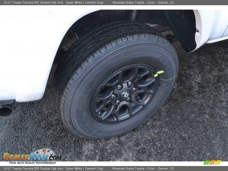2017 Toyota Tacoma SR5 Double Cab 4x4 Super White / Cement Gray Photo #9