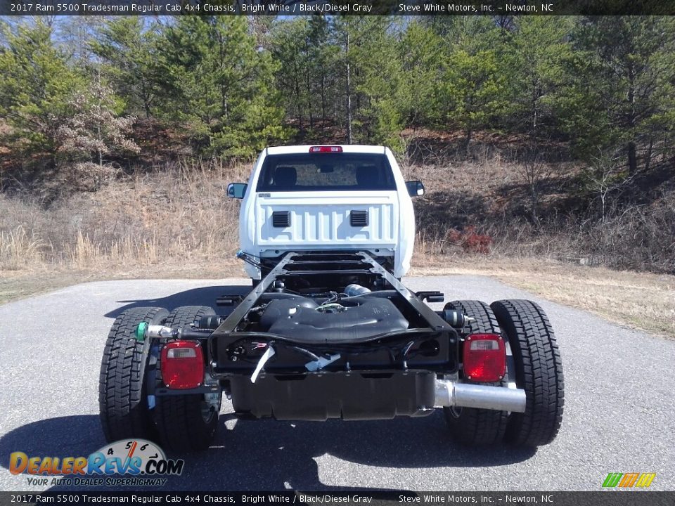 2017 Ram 5500 Tradesman Regular Cab 4x4 Chassis Bright White / Black/Diesel Gray Photo #7