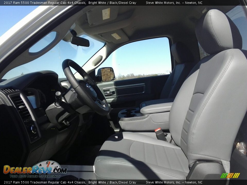 2017 Ram 5500 Tradesman Regular Cab 4x4 Chassis Bright White / Black/Diesel Gray Photo #10
