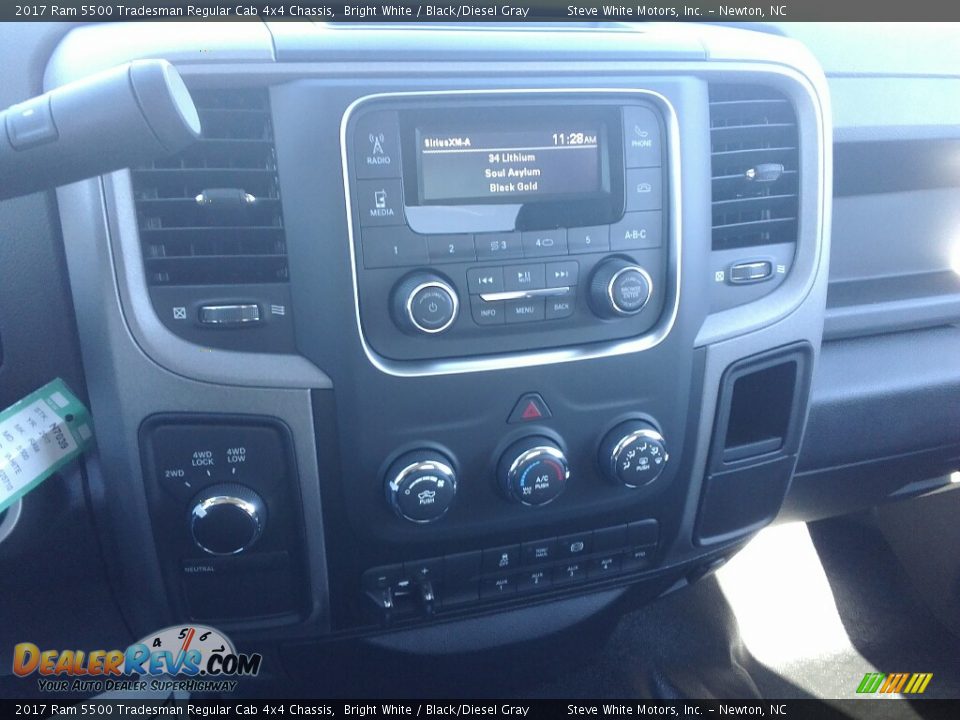 2017 Ram 5500 Tradesman Regular Cab 4x4 Chassis Bright White / Black/Diesel Gray Photo #16