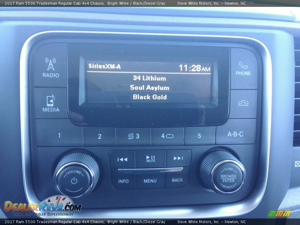 2017 Ram 5500 Tradesman Regular Cab 4x4 Chassis Bright White / Black/Diesel Gray Photo #19