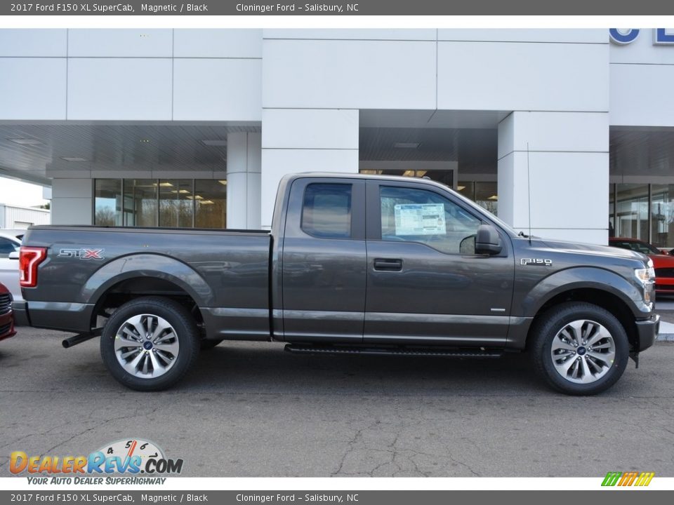 2017 Ford F150 XL SuperCab Magnetic / Black Photo #2