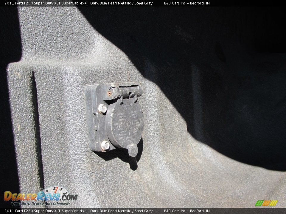 2011 Ford F250 Super Duty XLT SuperCab 4x4 Dark Blue Pearl Metallic / Steel Gray Photo #16