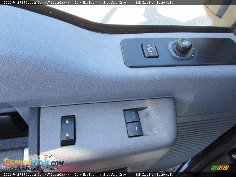 2011 Ford F250 Super Duty XLT SuperCab 4x4 Dark Blue Pearl Metallic / Steel Gray Photo #33