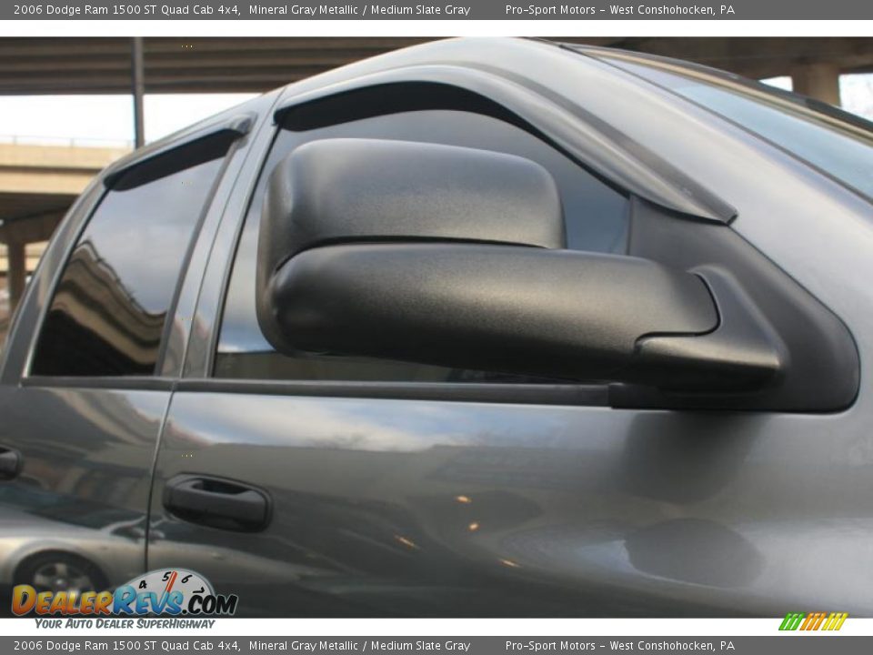 2006 Dodge Ram 1500 ST Quad Cab 4x4 Mineral Gray Metallic / Medium Slate Gray Photo #15