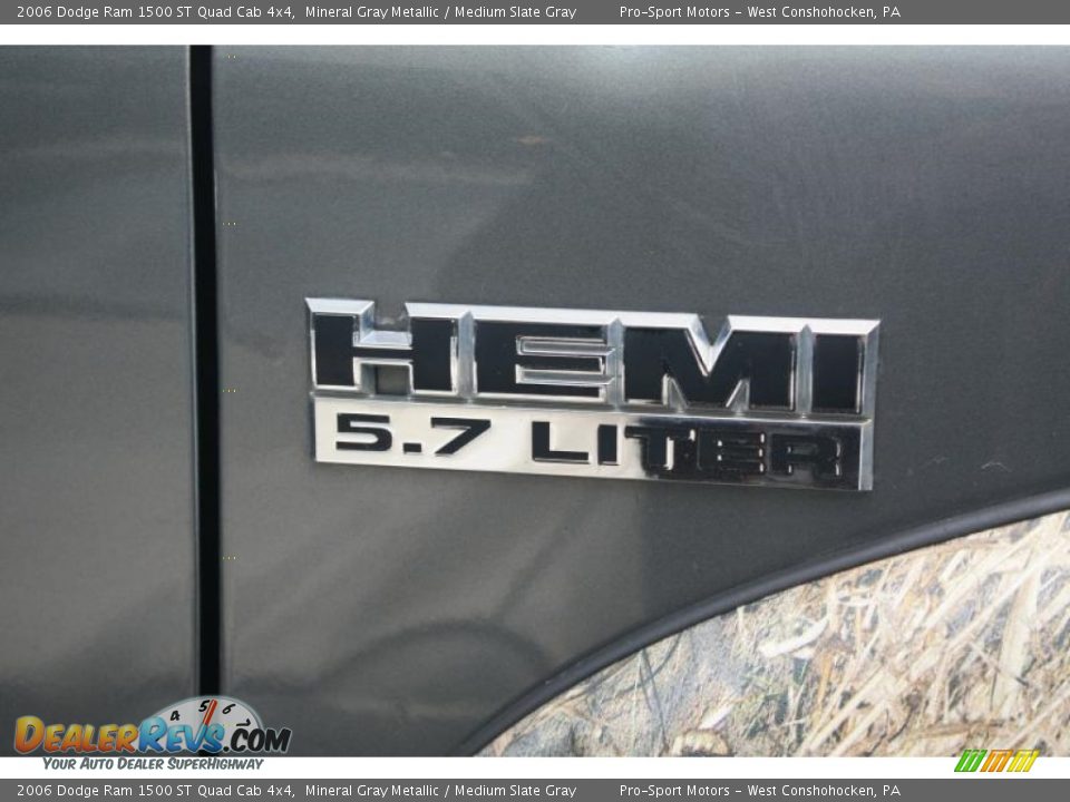2006 Dodge Ram 1500 ST Quad Cab 4x4 Mineral Gray Metallic / Medium Slate Gray Photo #16