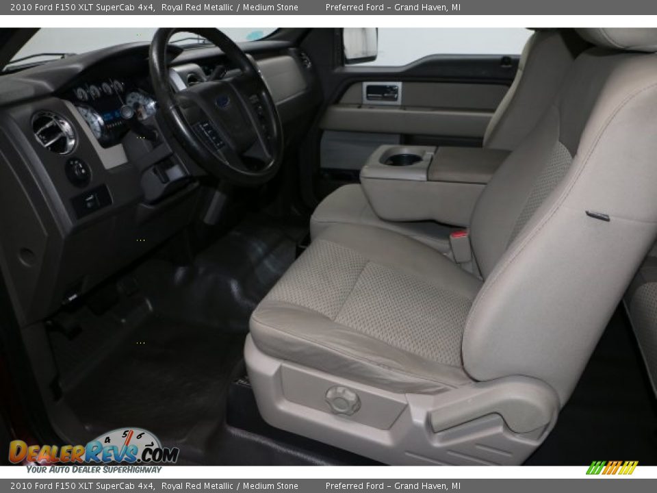 Front Seat of 2010 Ford F150 XLT SuperCab 4x4 Photo #5
