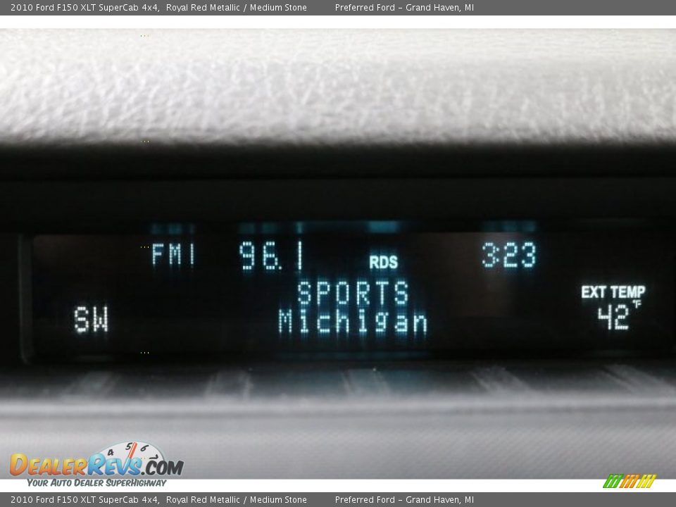 Audio System of 2010 Ford F150 XLT SuperCab 4x4 Photo #14