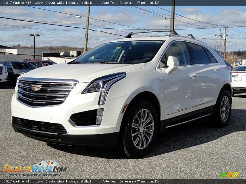 2017 Cadillac XT5 Luxury Crystal White Tricoat / Jet Black Photo #3