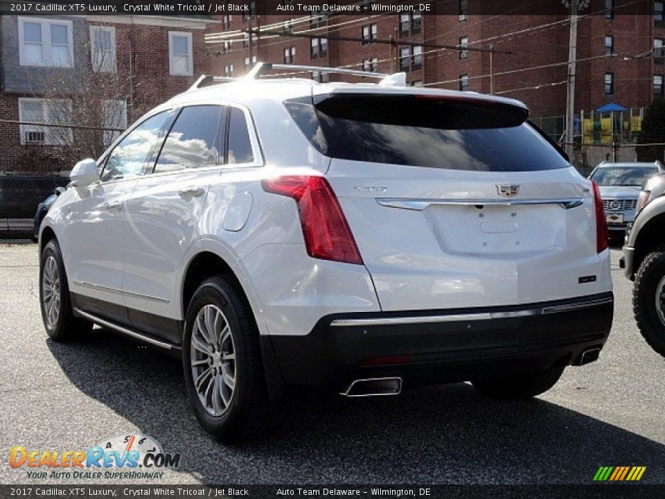 2017 Cadillac XT5 Luxury Crystal White Tricoat / Jet Black Photo #4
