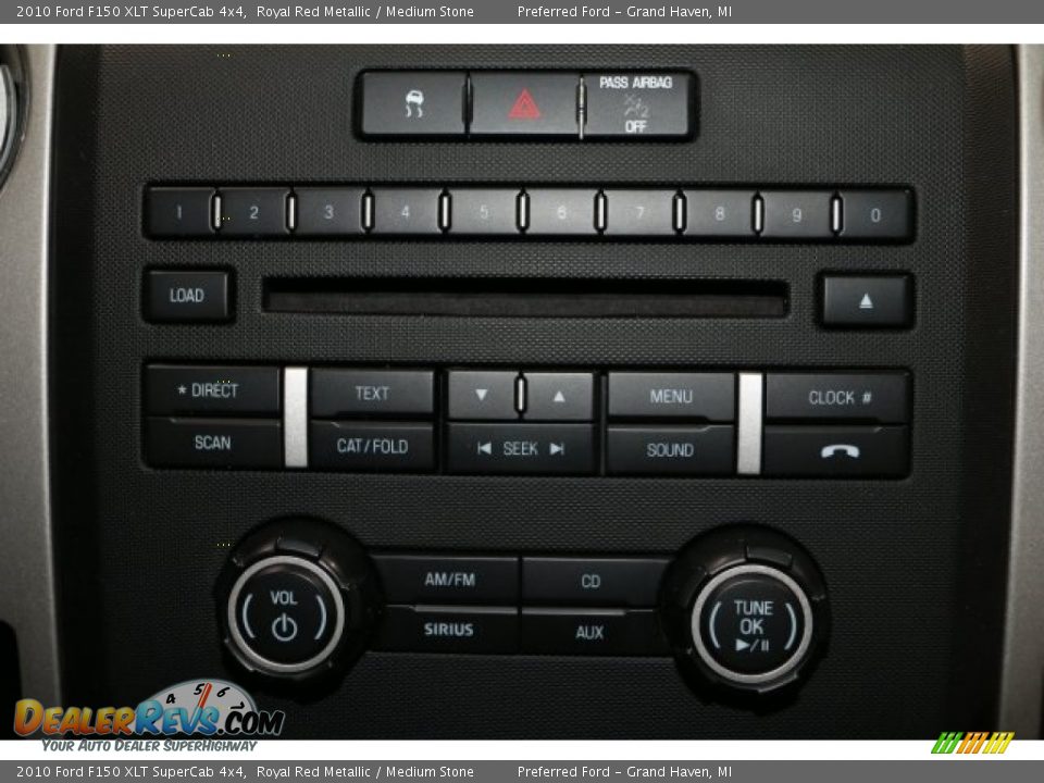 Controls of 2010 Ford F150 XLT SuperCab 4x4 Photo #16