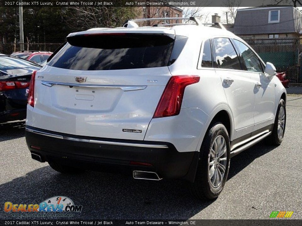 2017 Cadillac XT5 Luxury Crystal White Tricoat / Jet Black Photo #6