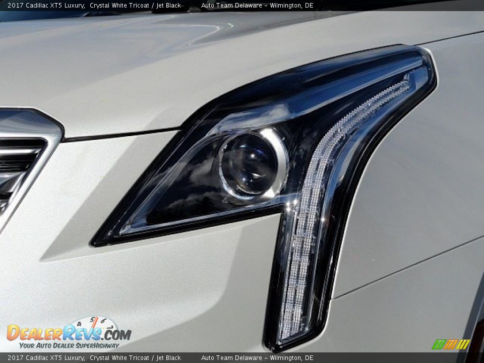 2017 Cadillac XT5 Luxury Crystal White Tricoat / Jet Black Photo #9