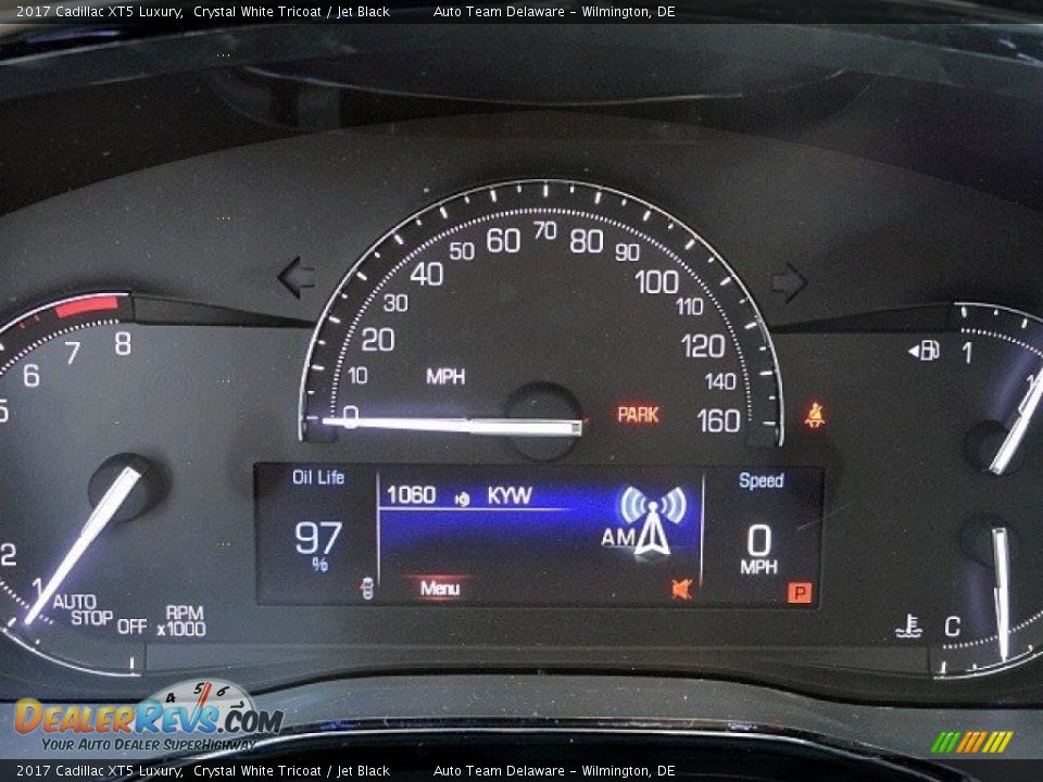 2017 Cadillac XT5 Luxury Crystal White Tricoat / Jet Black Photo #26