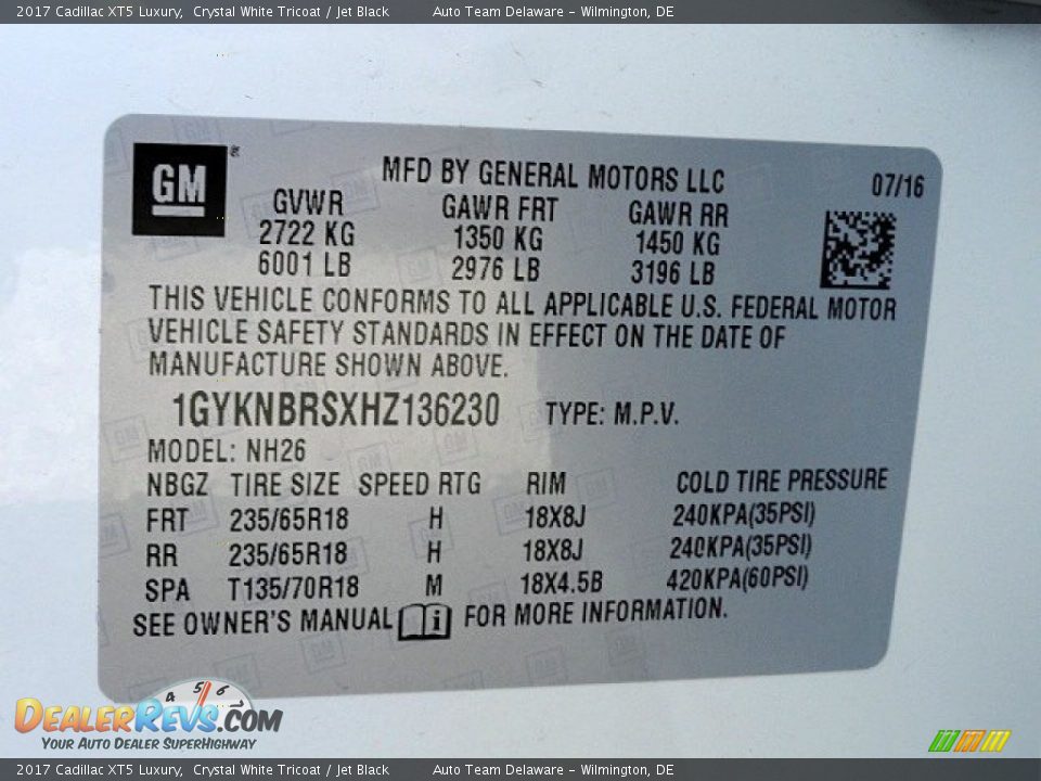 2017 Cadillac XT5 Luxury Crystal White Tricoat / Jet Black Photo #27