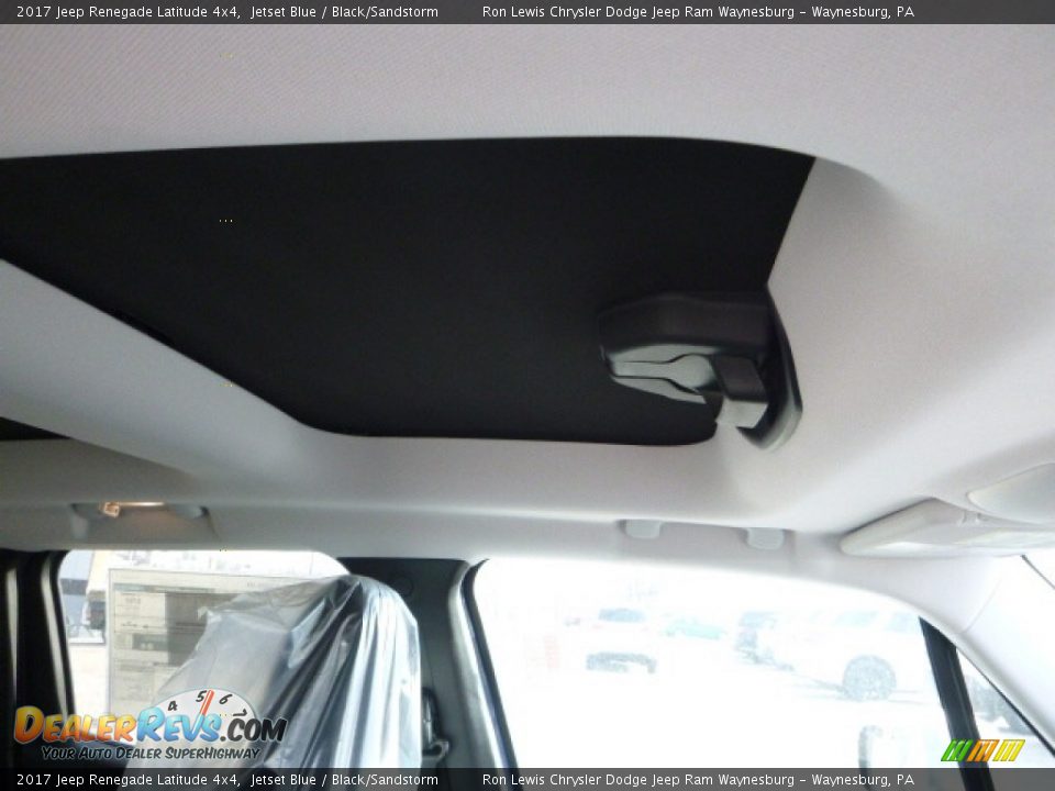 2017 Jeep Renegade Latitude 4x4 Jetset Blue / Black/Sandstorm Photo #10