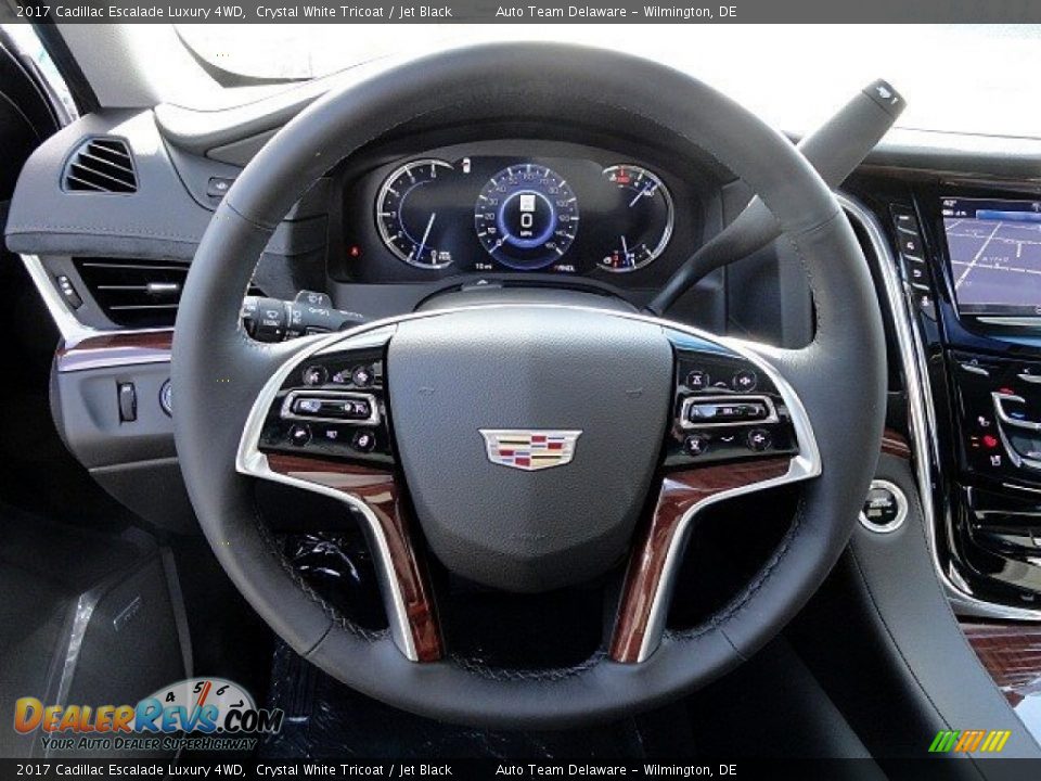 2017 Cadillac Escalade Luxury 4WD Steering Wheel Photo #21