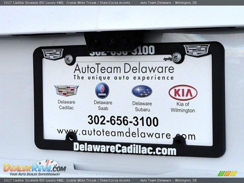 2017 Cadillac Escalade ESV Luxury 4WD Crystal White Tricoat / Shale/Cocoa Accents Photo #31