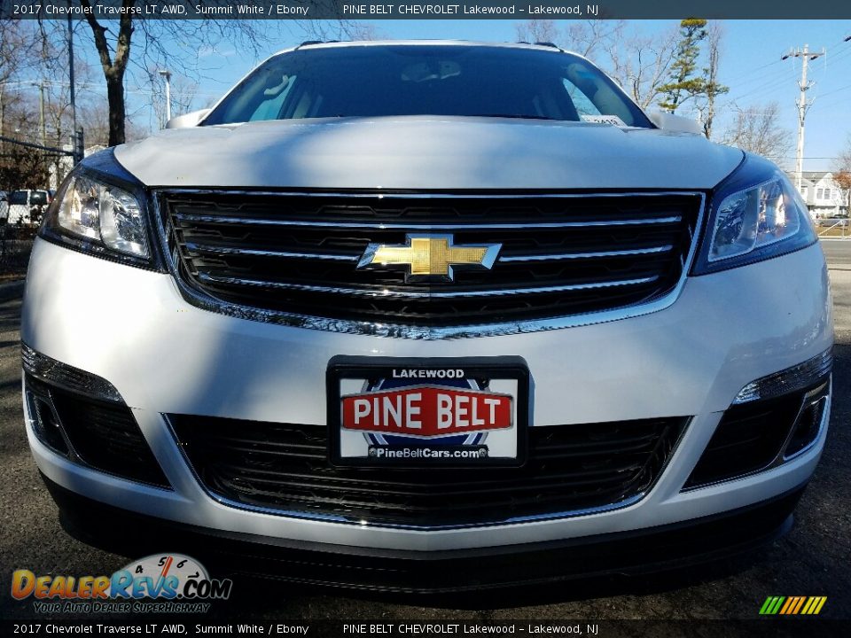 2017 Chevrolet Traverse LT AWD Summit White / Ebony Photo #2