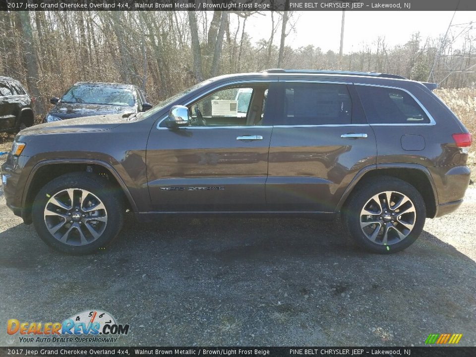2017 Jeep Grand Cherokee Overland 4x4 Walnut Brown Metallic / Brown/Light Frost Beige Photo #3