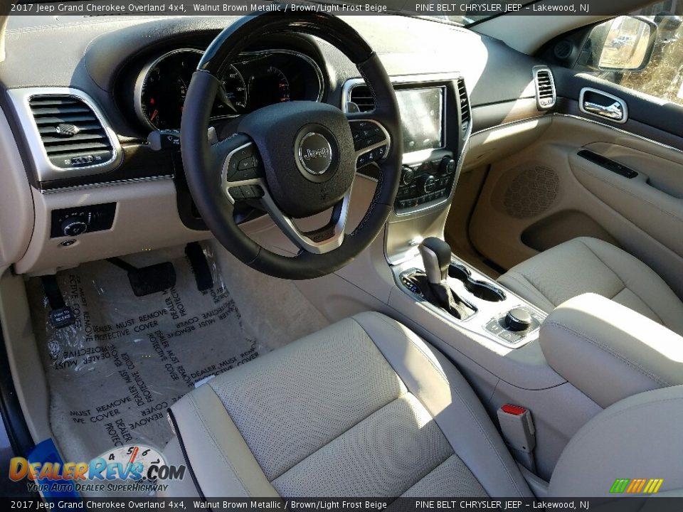 2017 Jeep Grand Cherokee Overland 4x4 Walnut Brown Metallic / Brown/Light Frost Beige Photo #9