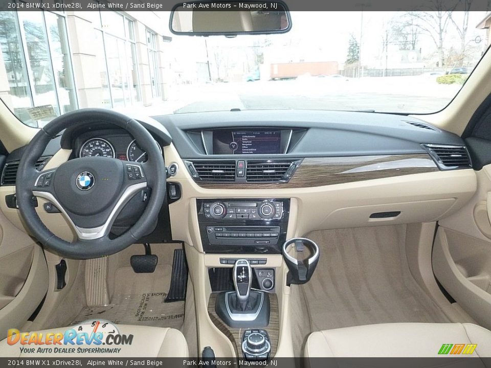 2014 BMW X1 xDrive28i Alpine White / Sand Beige Photo #28