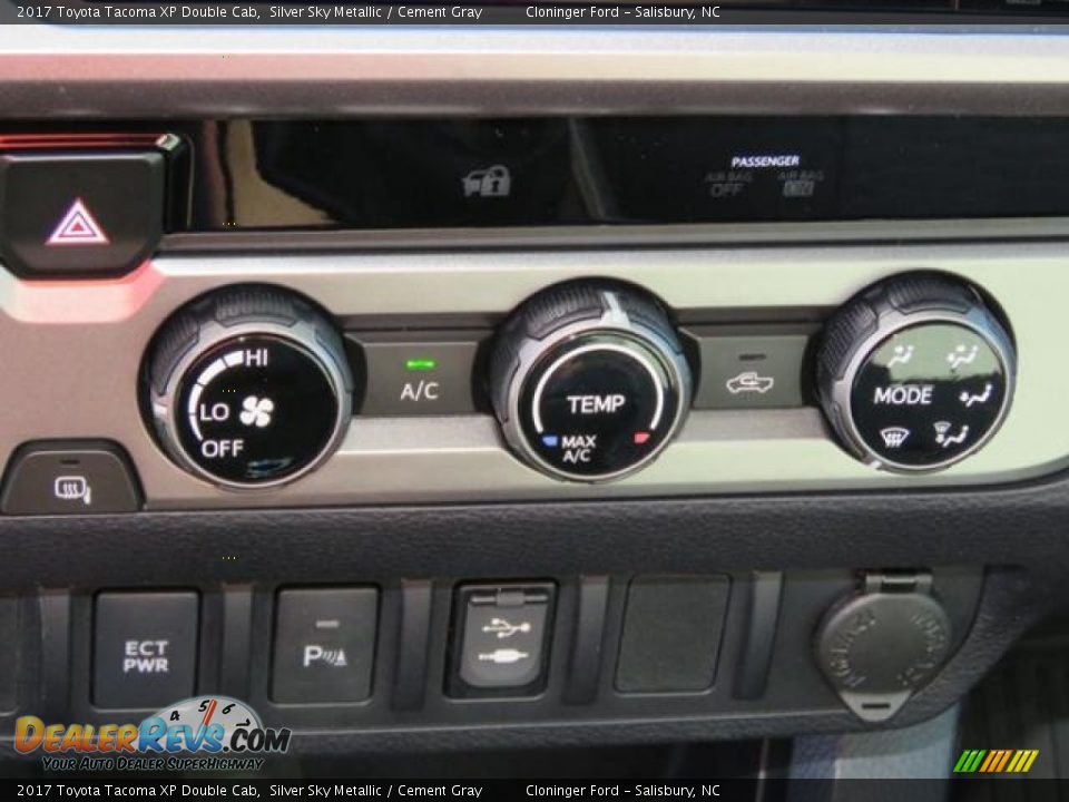 Controls of 2017 Toyota Tacoma XP Double Cab Photo #15