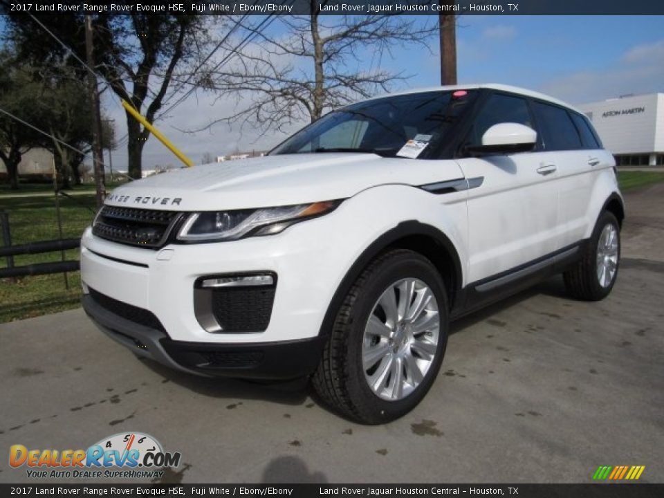 Front 3/4 View of 2017 Land Rover Range Rover Evoque HSE Photo #10