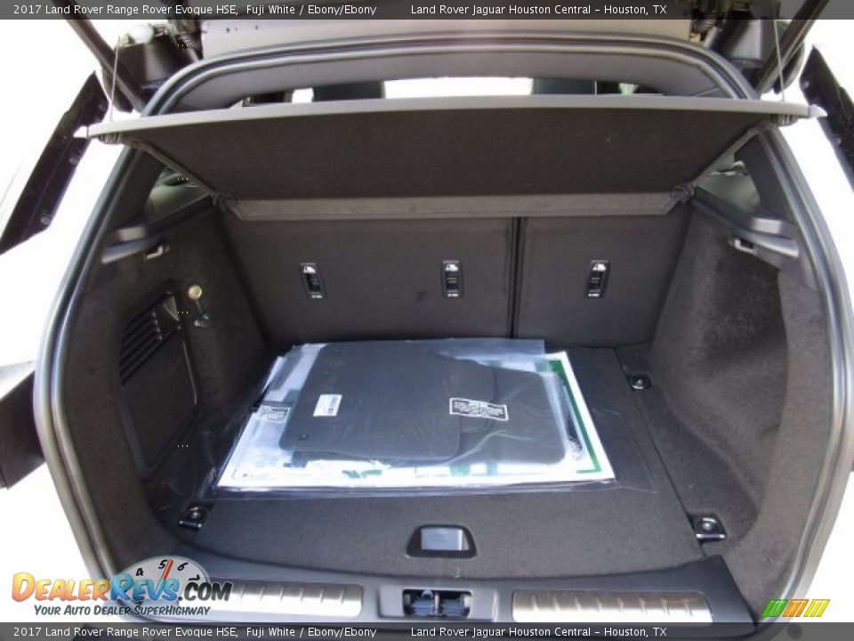 2017 Land Rover Range Rover Evoque HSE Trunk Photo #16