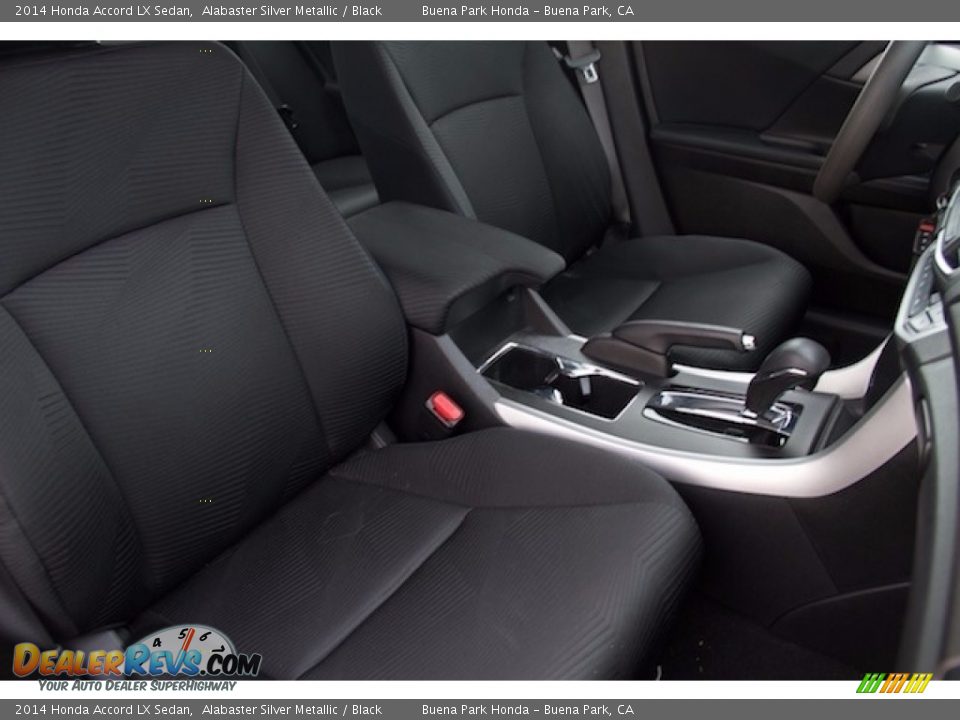 2014 Honda Accord LX Sedan Alabaster Silver Metallic / Black Photo #17
