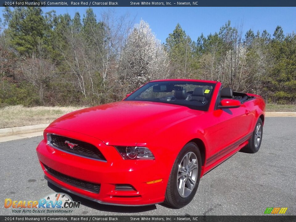 2014 Ford Mustang V6 Convertible Race Red / Charcoal Black Photo #7