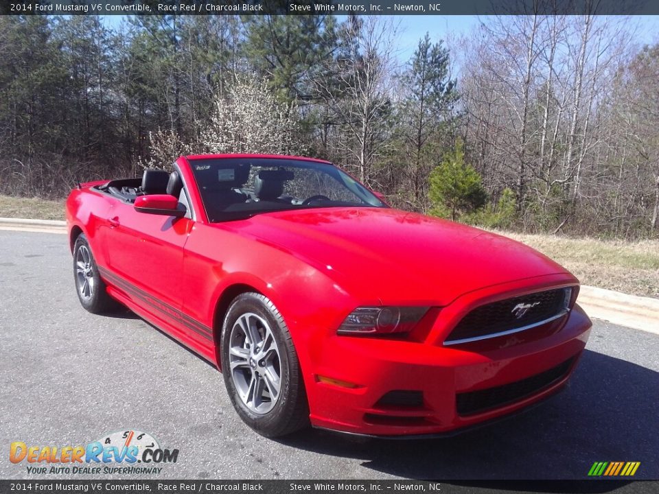 2014 Ford Mustang V6 Convertible Race Red / Charcoal Black Photo #9