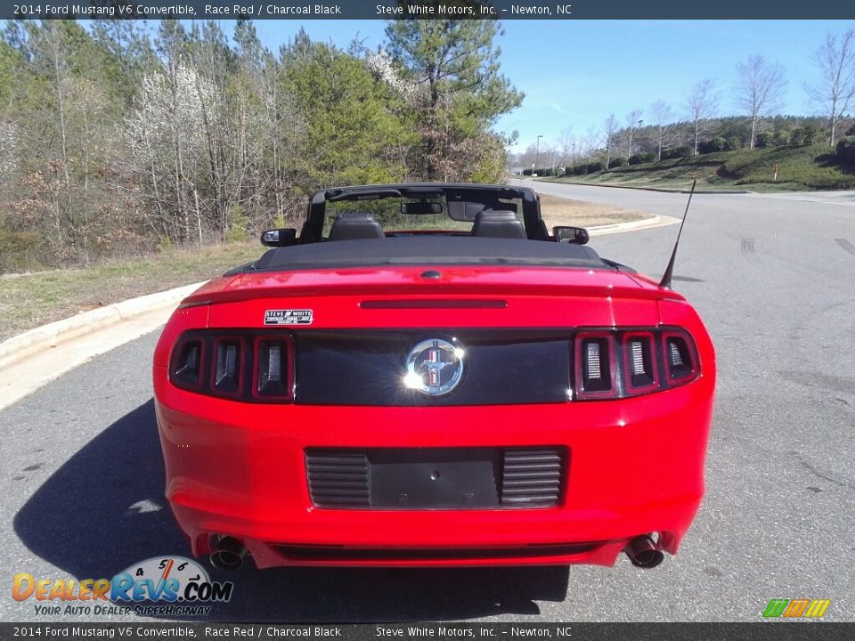 2014 Ford Mustang V6 Convertible Race Red / Charcoal Black Photo #12