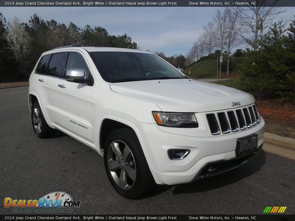 2014 Jeep Grand Cherokee Overland 4x4 Bright White / Overland Nepal Jeep Brown Light Frost Photo #4