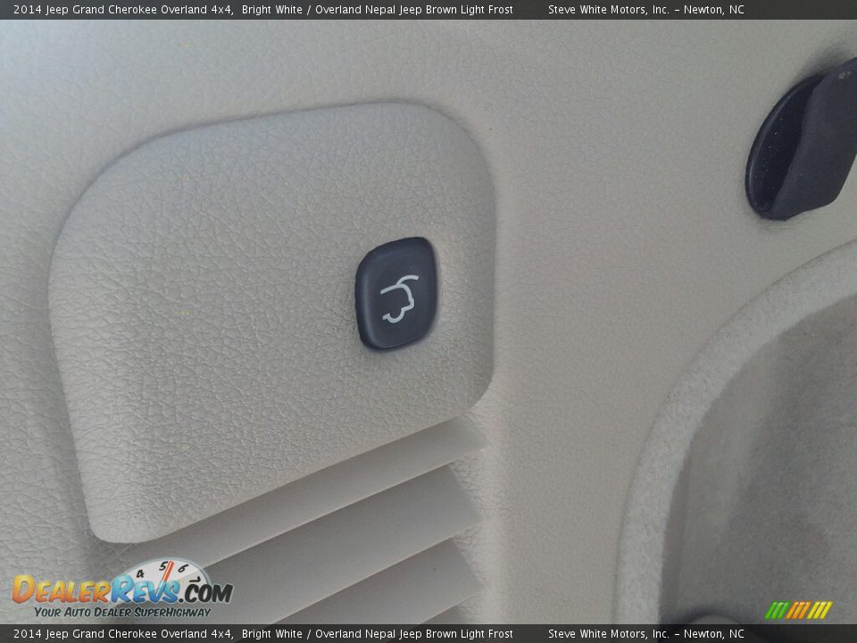 2014 Jeep Grand Cherokee Overland 4x4 Bright White / Overland Nepal Jeep Brown Light Frost Photo #14