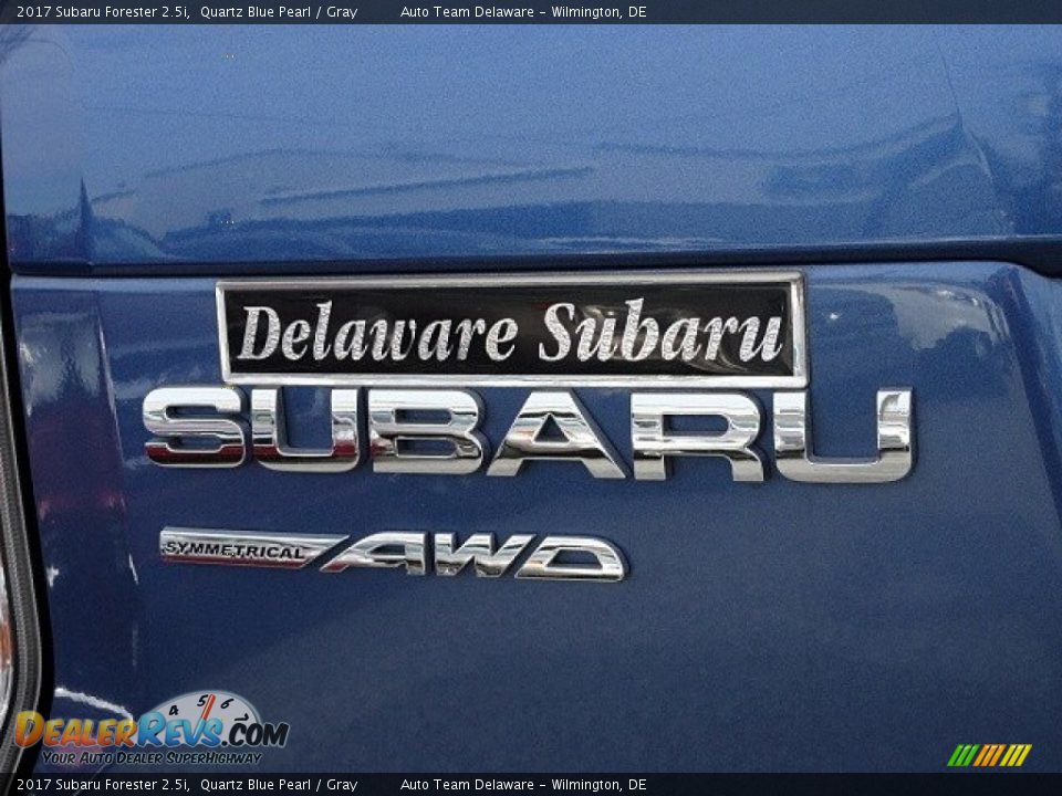 2017 Subaru Forester 2.5i Quartz Blue Pearl / Gray Photo #32