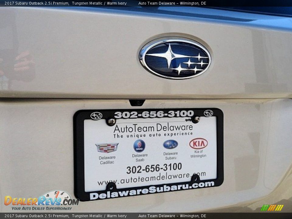 2017 Subaru Outback 2.5i Premium Tungsten Metallic / Warm Ivory Photo #26