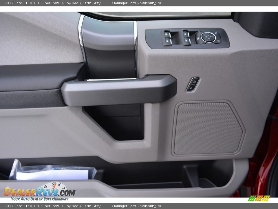 2017 Ford F150 XLT SuperCrew Ruby Red / Earth Gray Photo #7