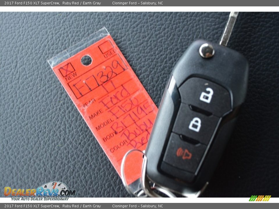 2017 Ford F150 XLT SuperCrew Ruby Red / Earth Gray Photo #18