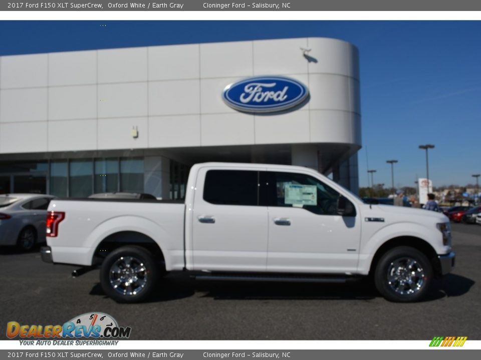 2017 Ford F150 XLT SuperCrew Oxford White / Earth Gray Photo #2