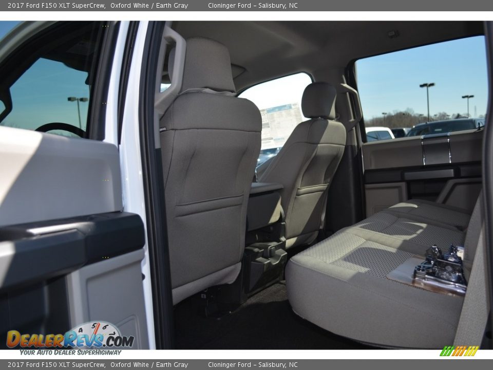 2017 Ford F150 XLT SuperCrew Oxford White / Earth Gray Photo #10