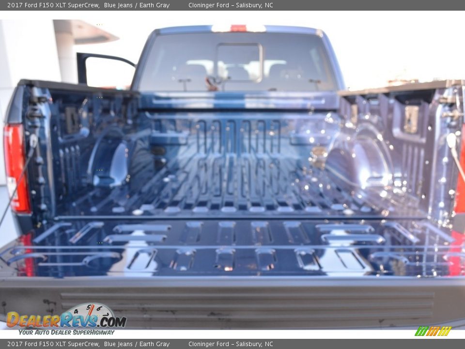 2017 Ford F150 XLT SuperCrew Blue Jeans / Earth Gray Photo #6
