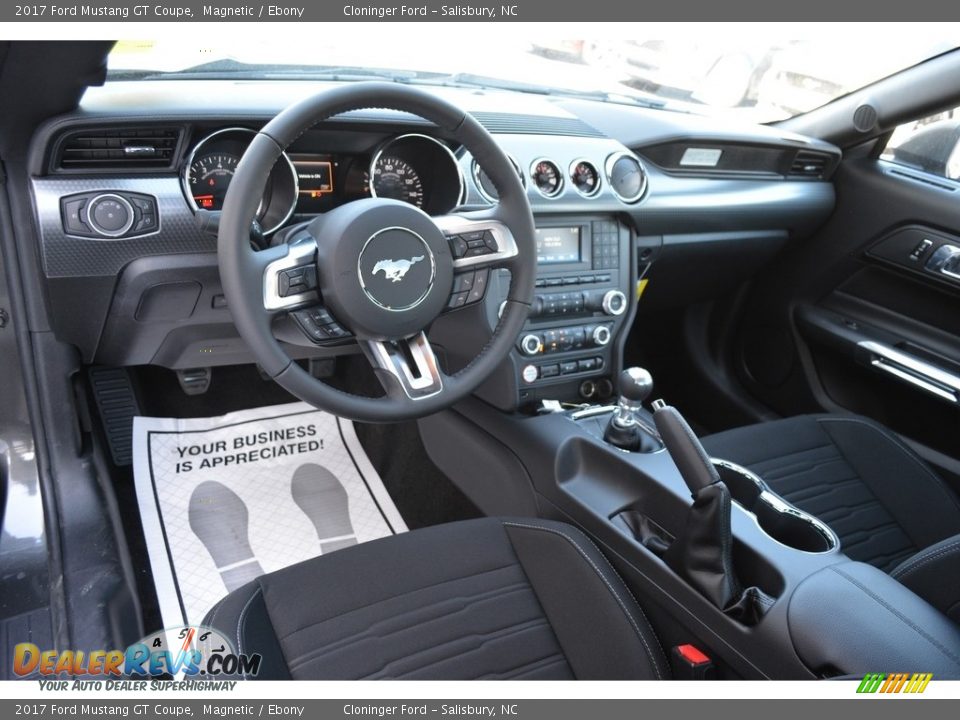 Ebony Interior - 2017 Ford Mustang GT Coupe Photo #7