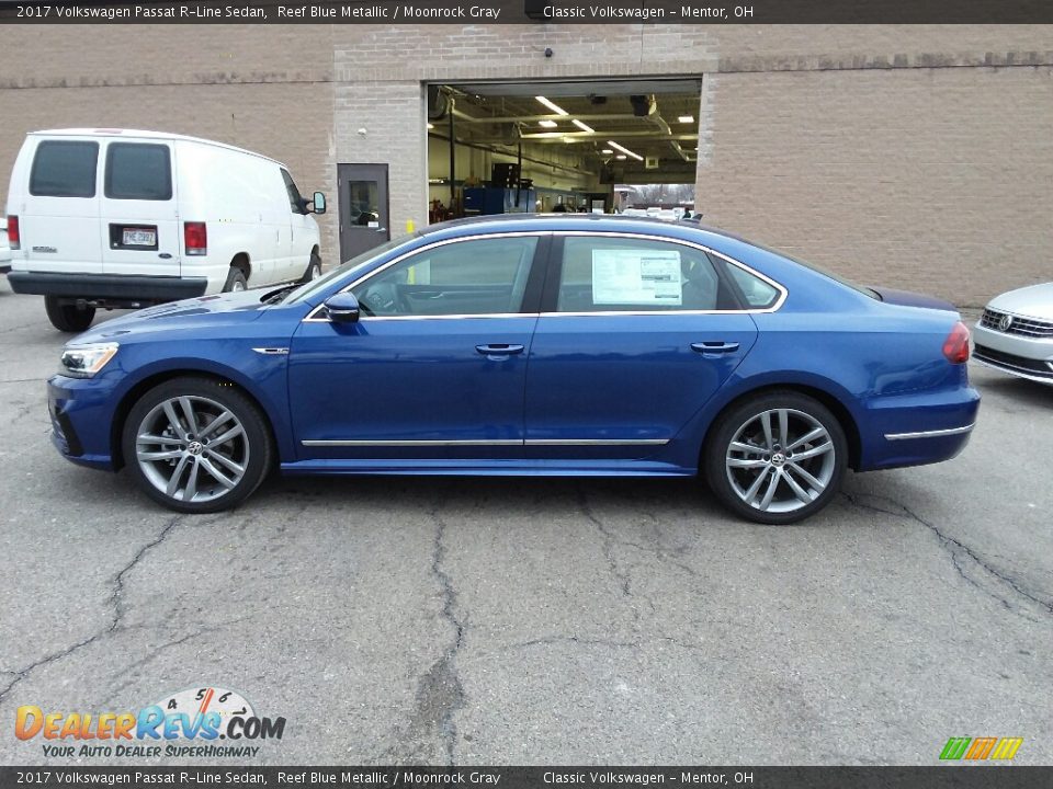 Reef Blue Metallic 2017 Volkswagen Passat R-Line Sedan Photo #3